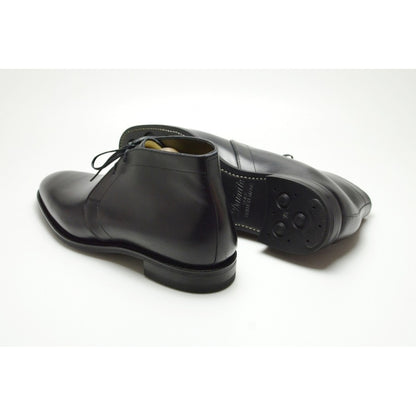 CHUKKA BOOTS